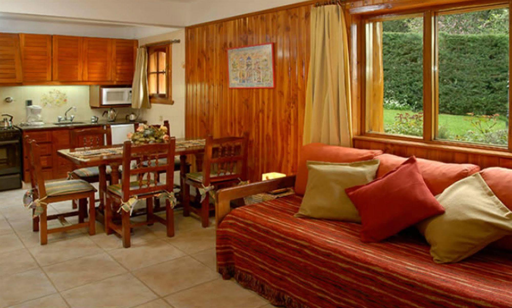 Lejano Nahuel Hotel San Carlos de Bariloche Exterior photo